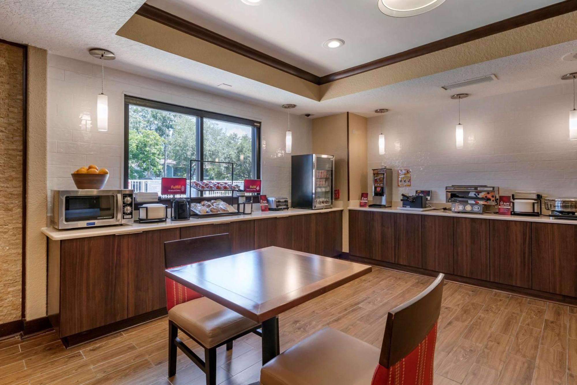 Best Western Plus Orlando East - UCF Area Alafaya Exterior foto