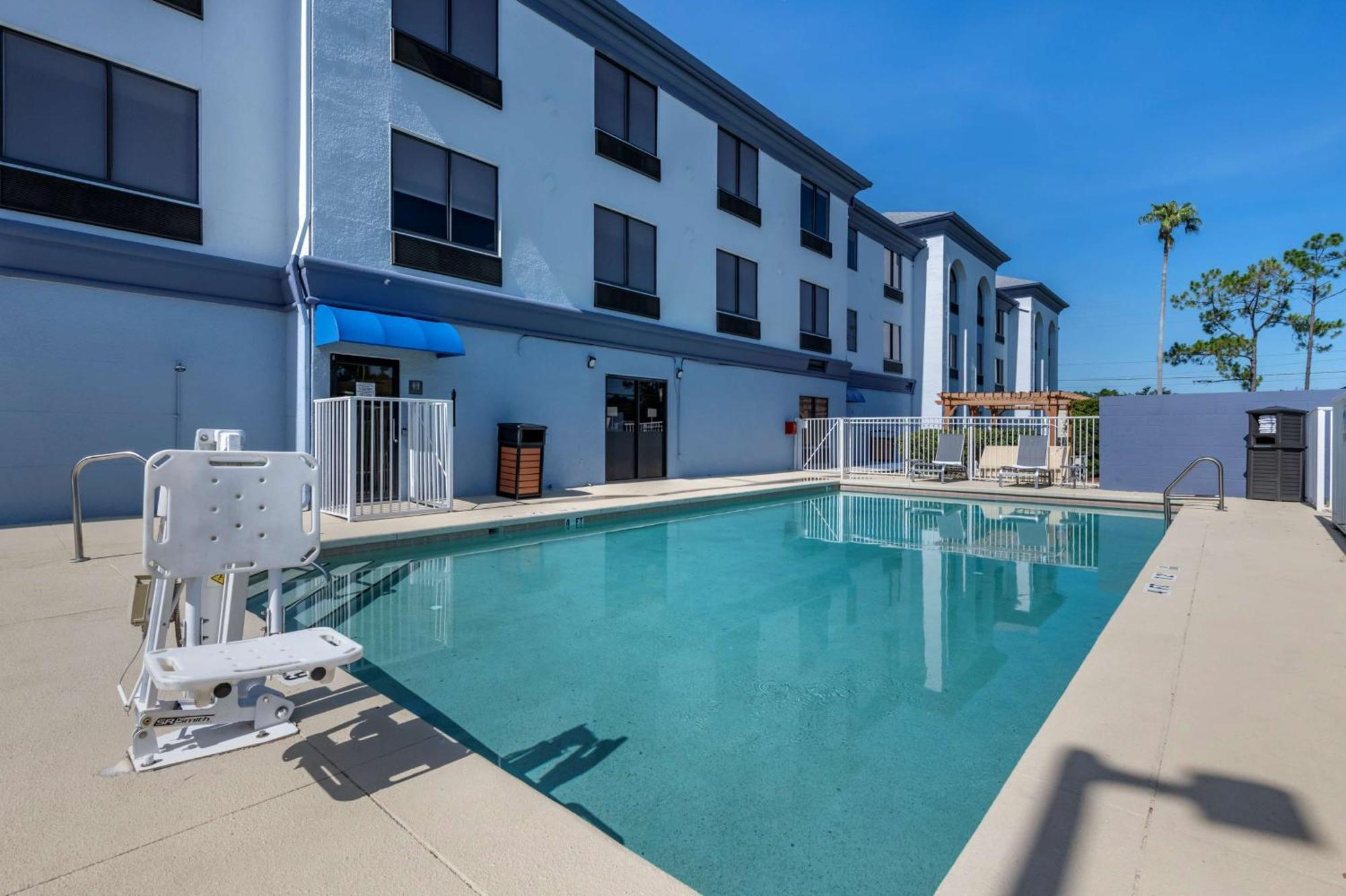 Best Western Plus Orlando East - UCF Area Alafaya Exterior foto