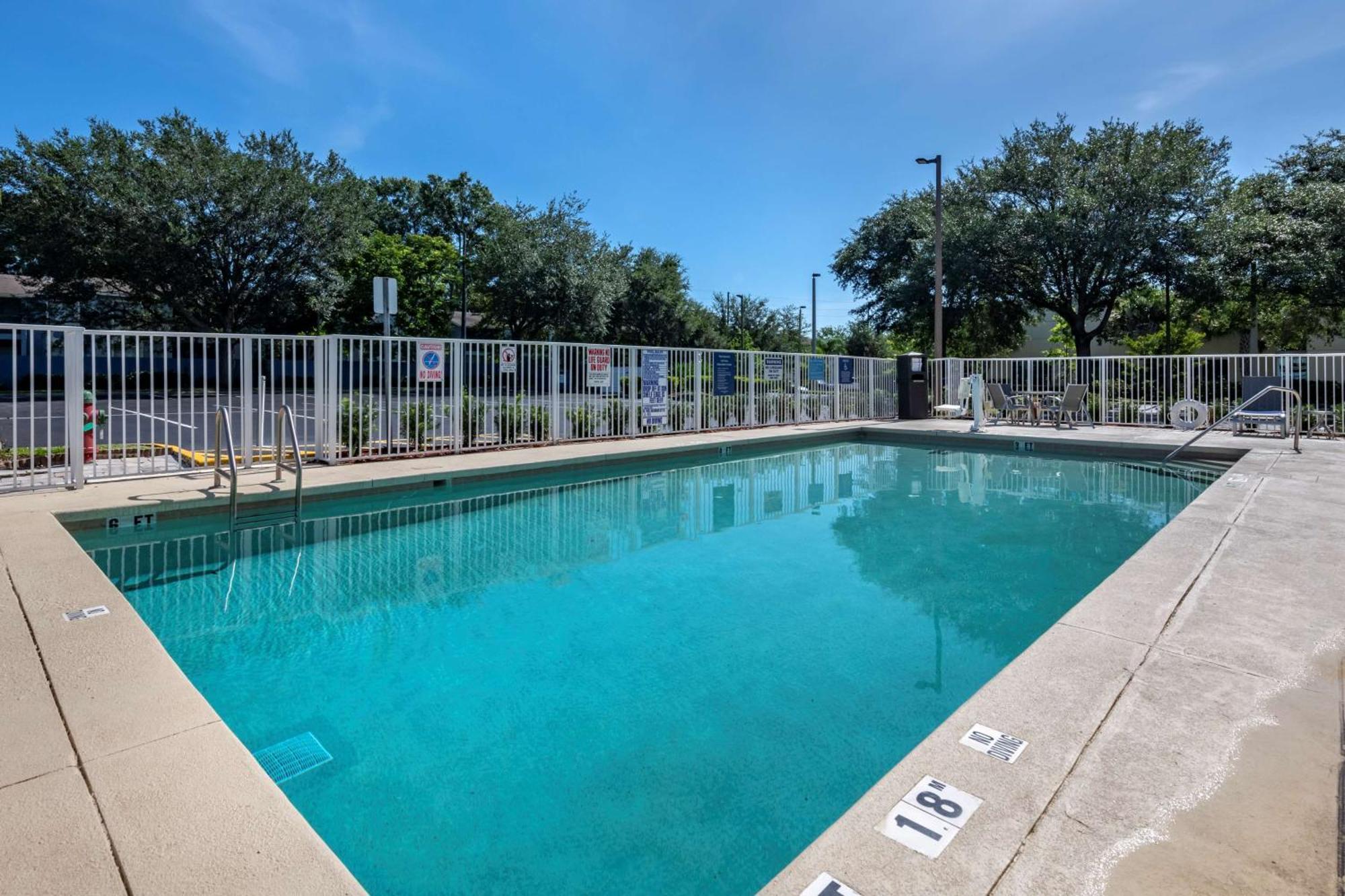 Best Western Plus Orlando East - UCF Area Alafaya Exterior foto